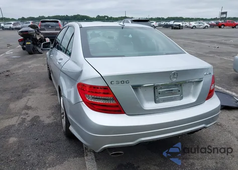 2013 Mercedes-Benz C 300 Sport 4Matic from USA, damaged, VIN WDDGF8AB1DA811677